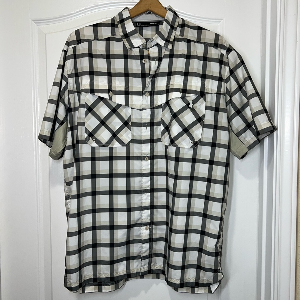 Under Armour Heat Gear Loose Fit Short Sleeve Plaid Collared Shirt Men’s Large